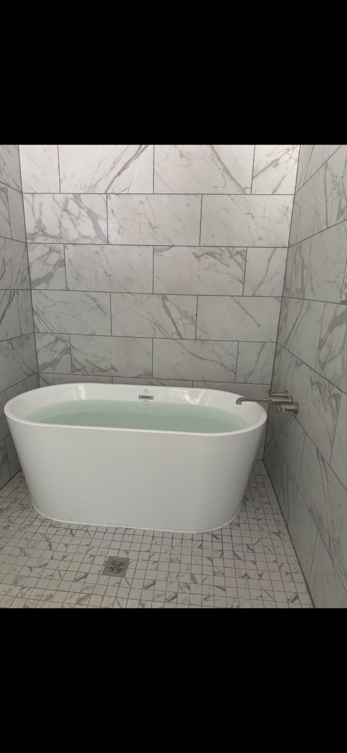 free standing tub
