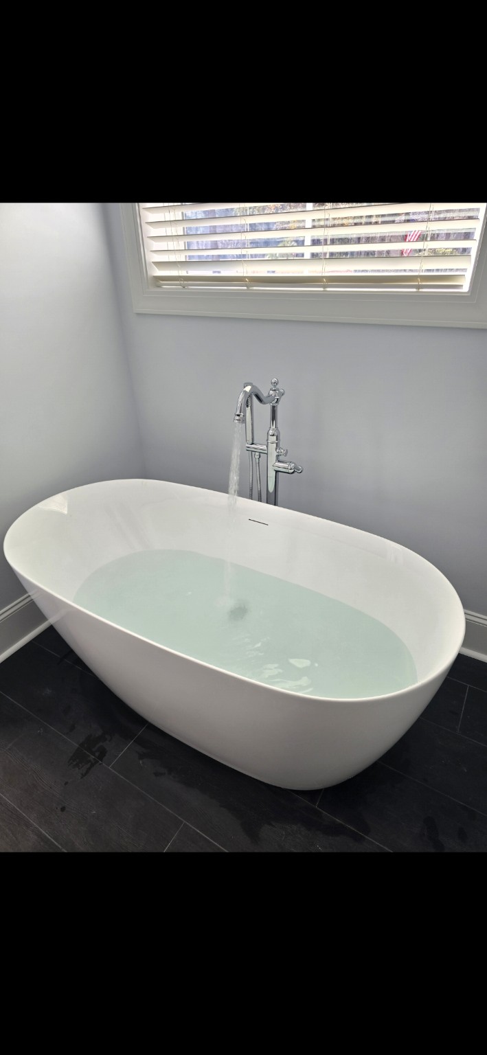 free standing tub